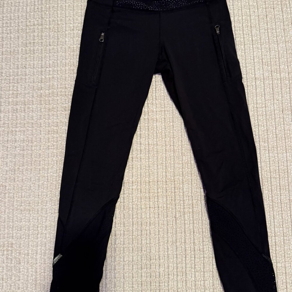 Lululemon Inspire Tight II Black Size 4 Like new